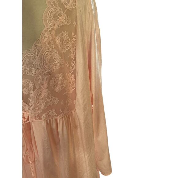Vintage Gilead Women's Pink peach Robe and Gown Dress lingerie Size Medium - Picture 4 of 11
